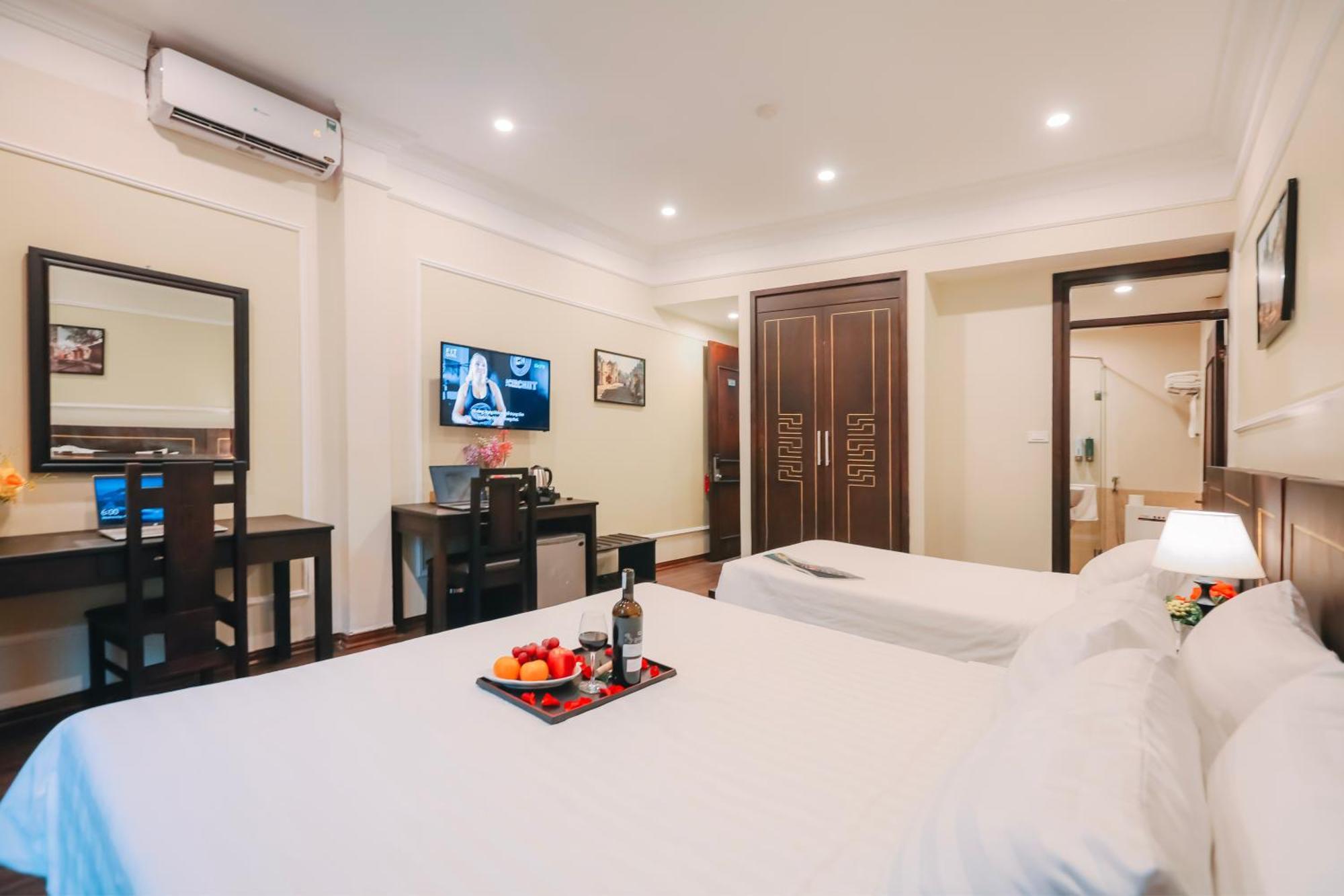 Ha Noi Lake View Hotel & Travel Hanoi Exterior foto