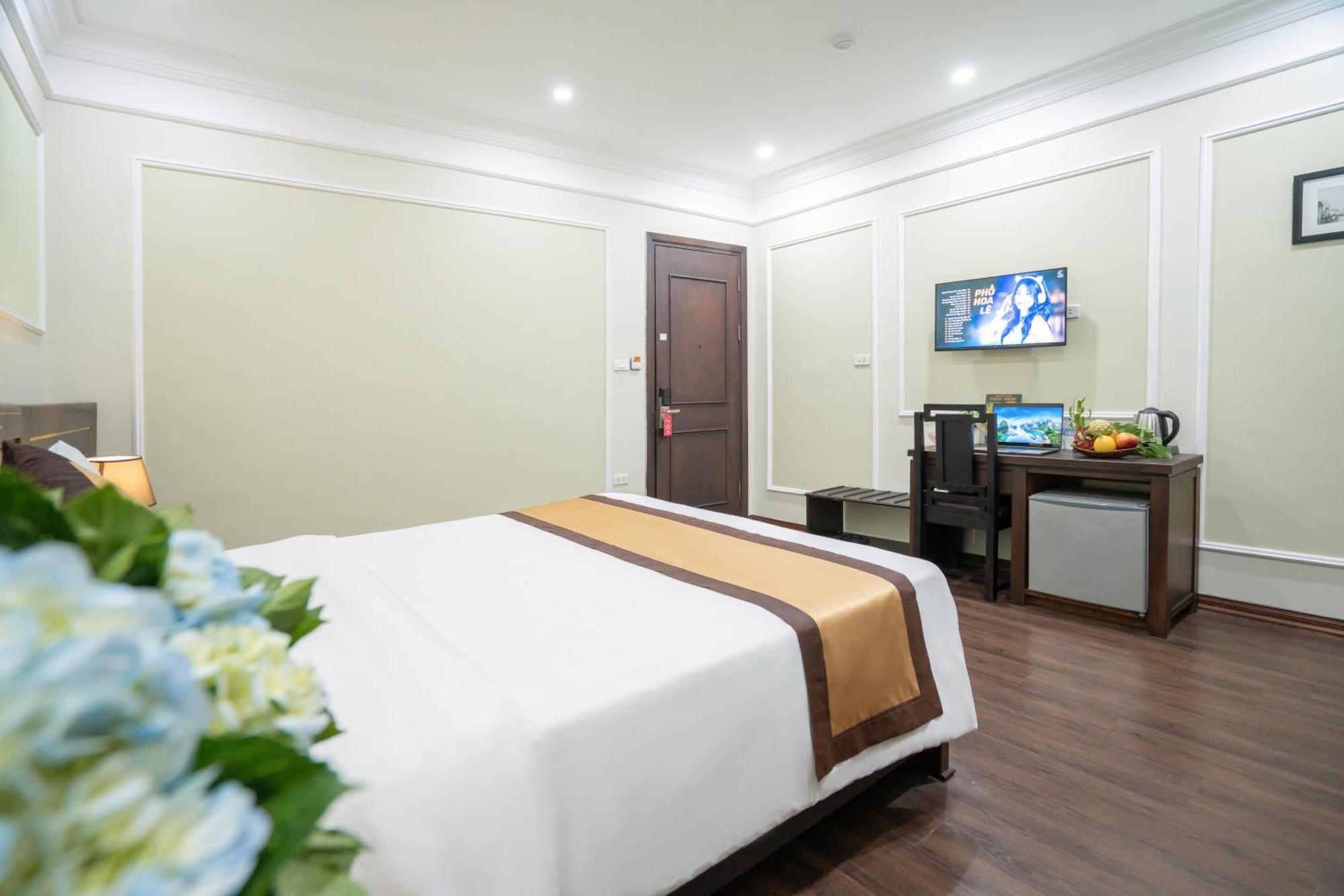Ha Noi Lake View Hotel & Travel Hanoi Exterior foto