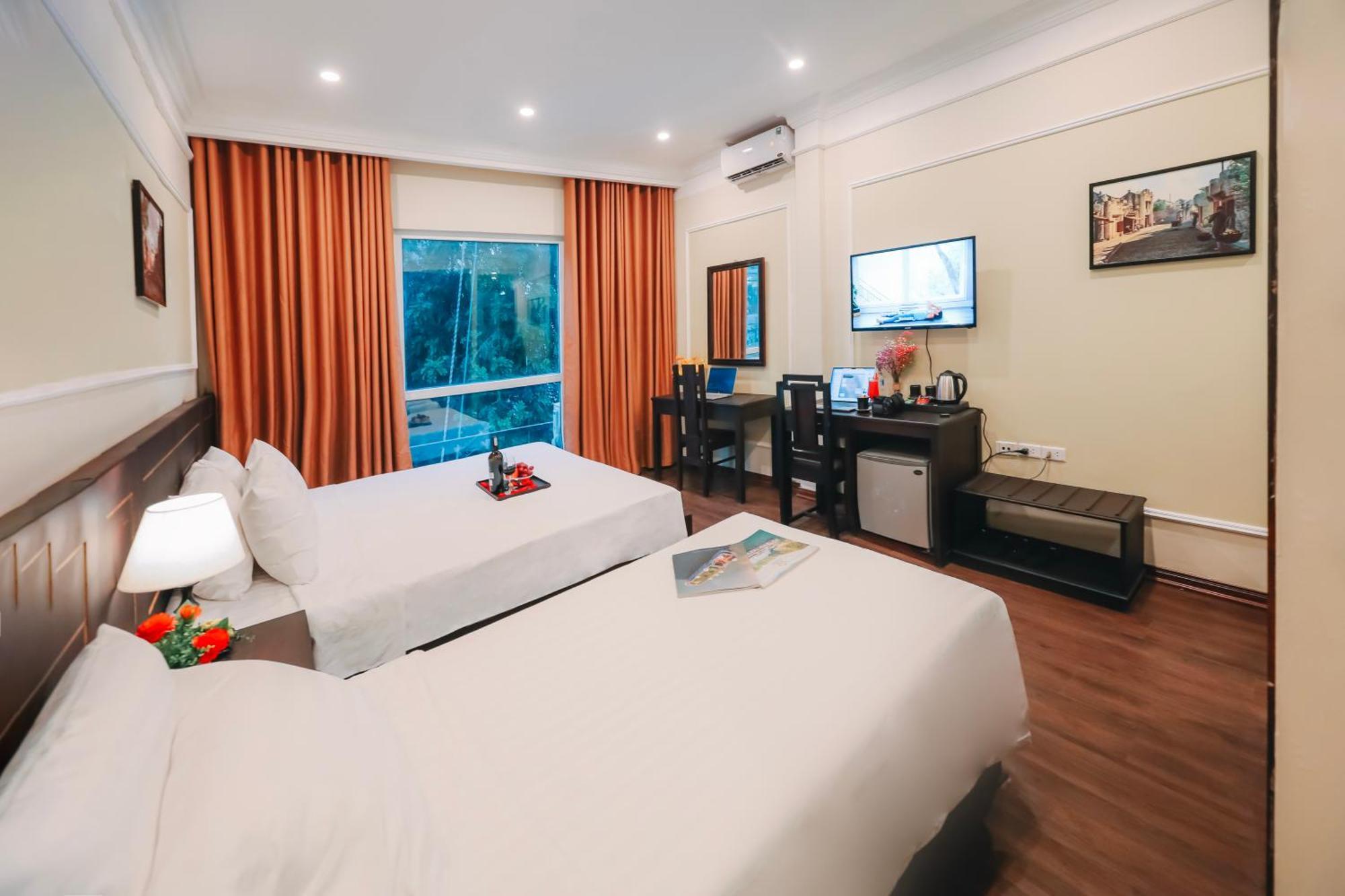 Ha Noi Lake View Hotel & Travel Hanoi Exterior foto